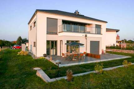 Haus zum Kaufen in Balm OT Benz 990.000,00 € 226.99 m²