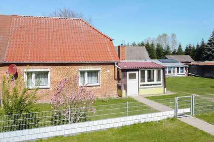Haus zum Kaufen in Schlemmin 140.000,00 € 128.01 m²