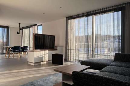 Wohnung zum Mieten in Saarbrücken 1.500,00 € 90 m²