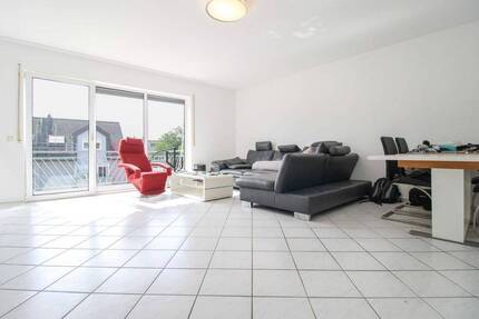 Mitten in der City mit Komfort und kurzen Wegen - charmante ETW mit Balkon & Tiefgarage in Offenbach - Offenbach am Main