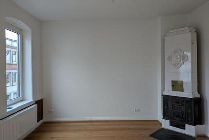 Ansprechende 3-Zimmer-Altbau-Wohnung in zentraler Lage - Husum