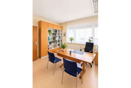 Büro in Singen Hohentwiel 1.463,00 € 133 m² - Singen / Hohentwiel