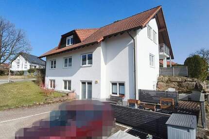 *** Wunderbar gepflegtes Dreifamilienhaus in Neunkirchen ***