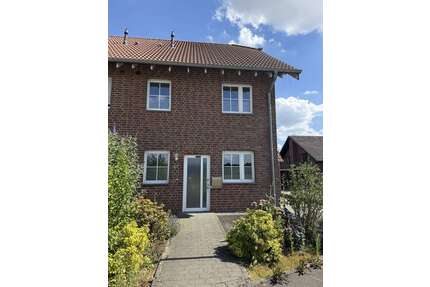 Haus zum Mieten in Aldenhoven 581,40 € 102 m²