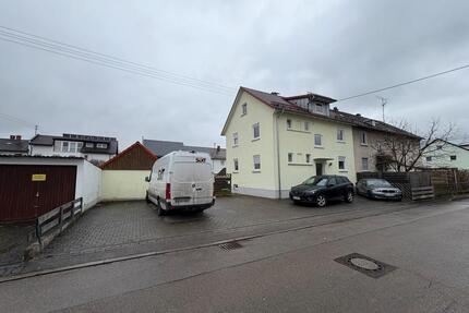 WG in 3 Wohnung - 600,00&nbsp;EUR Kaltmiete, ca.&nbsp; 15,00&nbsp;m&sup2; in Bellenberg (PLZ: 89287)
