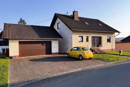 Haus zum Kaufen in Brücken 300.000,00 € 199 m²