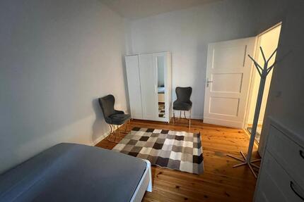 Nachmieter für voll möbelierte 2 Zimmer Wohnung in Wilmersdorf - Berlin Charlottenburg-Wilmersdorf