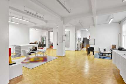 Wohnung zum Kaufen in Stuttgart 1.950.000,00 € 337 m²
