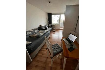 Privat neu renoviertes helles möbliertes 1-Zimmer-Apartment - München Pasing-Obermenzing