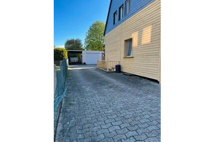 Einfamilienhaus - 1.250,00&nbsp;EUR Kaltmiete, ca.&nbsp; 106,00&nbsp;m&sup2; in Uetze (PLZ: 31311)