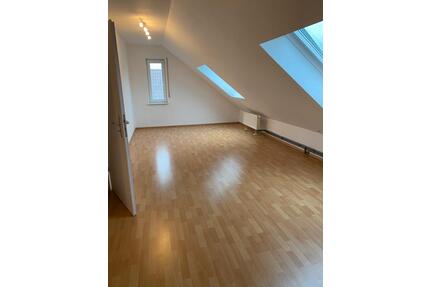 Helle 1 Zimmer DG Whg in Schwebheim