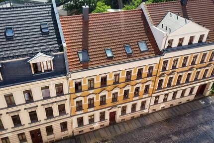 ZWISCHEN STADTLEBEN UND PARKIDYLLE | 2024 modernisierte 2-Raum-Wohnung mit Südbalkon - Leipzig Neustadt-Neuschönefeld