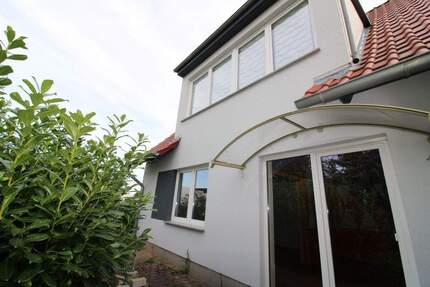 Altersgerechte Eigentumswohnung im Erdgeschoss in ruhiger Lage mit Terrasse und Garage - Herbsleben