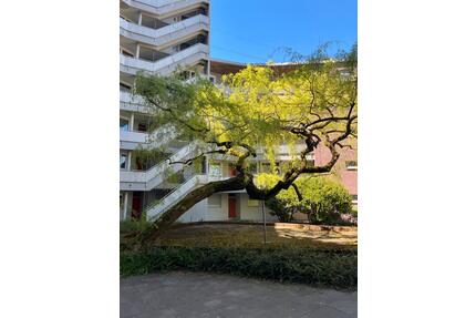Stilvoll sanierte 3-Zimmer-Wohnung mit Süd-Balkon 