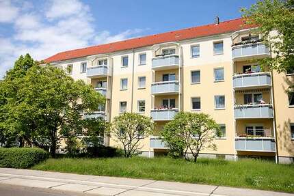 Wohnung zum Mieten in Halle (Saale) 492,00 € 68.37 m²