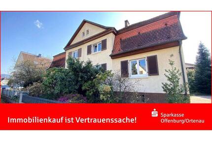 Oberkirch - Familienfreundlich & rentabel: Doppelhaushälfte mit 2 Mietwohnungen!