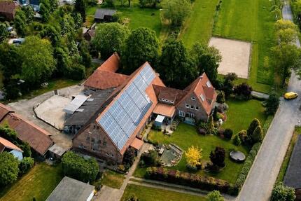 Charmantes Landhaus mit Hofanwesen - ideal für Pferdehaltung - Berne
