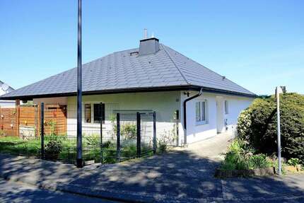 Haus zum Kaufen in Löhnberg 550.000,00 € 200 m²