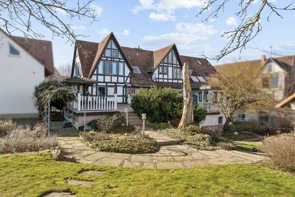 Haus zum Kaufen in Zierenberg 549.000,00 € 285 m²