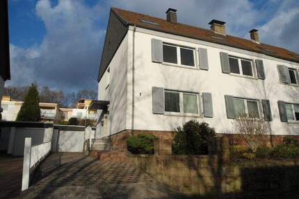 2 Z EBK B im DG, saniert, in ruhiger Lage, Am Zoo 7, 66121 Saarbrücken