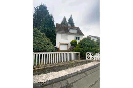 Einfamilienhaus mit großem Garten - Dillenburg Oberscheld