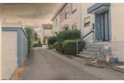 Teihenmittelhaus - 550.000,00&nbsp;EUR Kaufpreis, ca.&nbsp; 144,00&nbsp;m&sup2; in Riederich (PLZ: 72585)