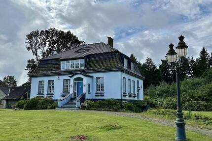 Glockenturmhaus in Tremsbüttel - 850.000,00&nbsp;EUR Kaufpreis, ca.&nbsp; 267,00&nbsp;m&sup2;&nbsp;Wohnfl&auml;che in Tremsbüttel (PLZ: 22967)