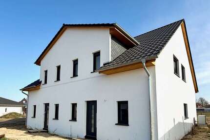 Haus zum Kaufen in Oebisfelde-Weferlingen 329.000,00 € 122.5 m²