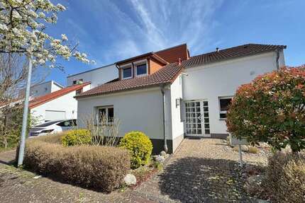 Haus zum Kaufen in Dietzenbach 750.000,00 € 164 m²