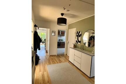 Helle 3-Raum-DG-Wohnung mit EBK u. Balkon in Sinzig-Bad Bodendorf