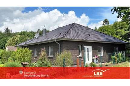 Haus zum Kaufen in Feldberger Seenlandschaft 450.000,00 € 149 m²