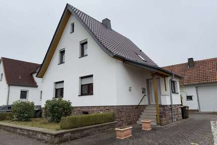 Haus zum Kaufen in Wesertal 189.000,00 € 100 m²