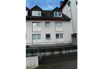 Helle 2-Zi.-Dachgeschosswhg. (2.OG) inkl. PKW-Stellplatz - Düsseldorf Stadtbezirk 9