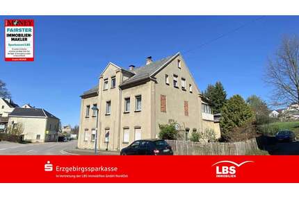 Haus zum Kaufen in Oelsnitz 68.000,00 € 239.2 m²