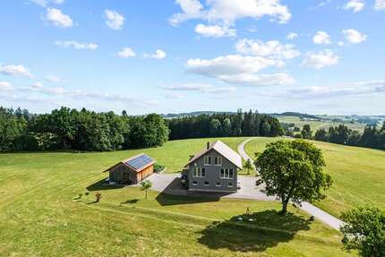 Haus zum Kaufen in Bad Wurzach 1.295.000,00 € 208 m²