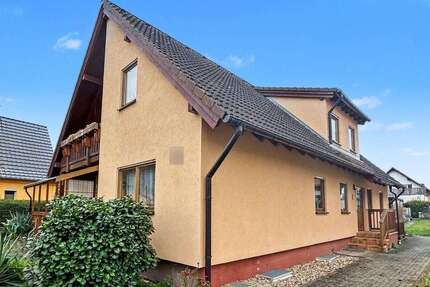 Haus zum Kaufen in Priestewitz 321.000,00 € 216 m²