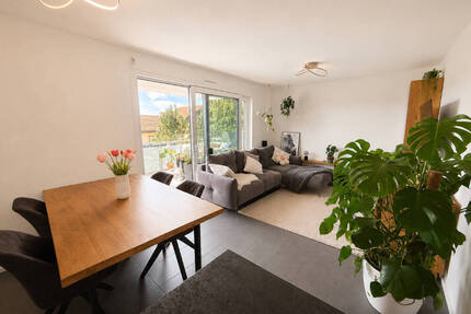GLOBAL INVEST SINSHEIM | Tolle, neuwertige 3-Zimmer-Wohnung mit großer überdachter Terrasse in Rohrbach - Sinsheim / Rohrbach