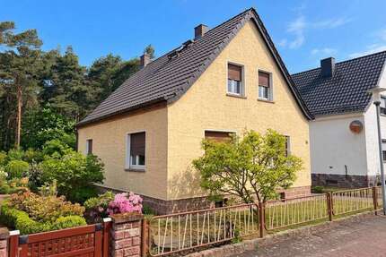 Haus zum Kaufen in Muldestausee 99.000,00 € 96.81 m²