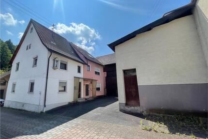 2 Doppelhaushälften inkl. Scheune, Garten und Nebengebäude - Würzburg Dürrbachau