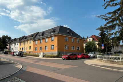 Moderne 2-Zimmer-Dachgeschosswohnung – Erstbezug nach Renovierung - Weißenfels