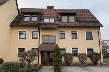 Wohnung zum Mieten in Neuendettelsau 362,00 € 40.12 m²