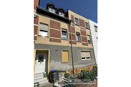 Haus zum Kaufen in Schmölln 50.000,00 € 160 m²