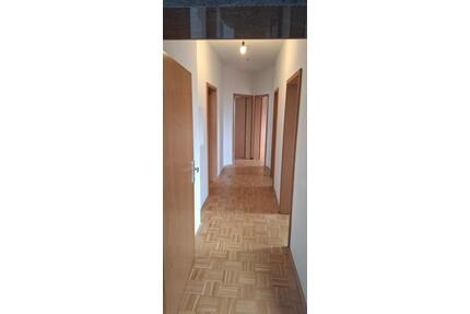 3,5 Zimmerwohnung, frei, Oberhausen, Bebelstr., bezugsfertig