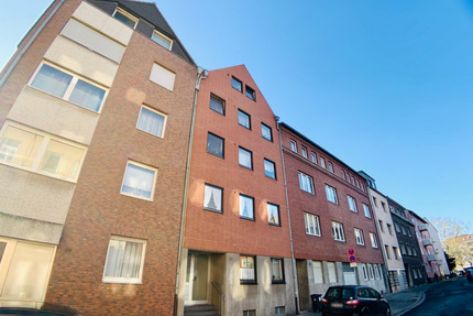 Haus zum Kaufen in Neuss 775.000,00 € 329 m²
