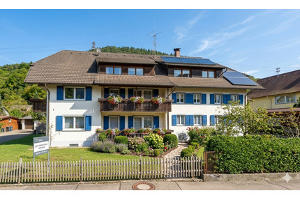 Helle 3-Zimmer-Wohnung mit Südbalkon & Blick ins Grüne - Kirchzarten