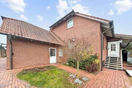 Haus zum Kaufen in Schöppenstedt 315.000,00 € 330 m²