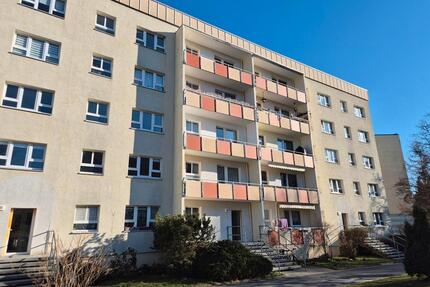 Günstig ! - Familien und WG´s aufgepasst - 6-Raum -Wohnung - Kirchberg