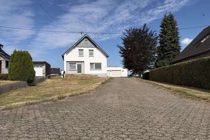 Haus zum Kaufen in Nideggen 299.999,00 € 129 m²