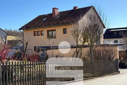 Haus zum Kaufen in Döhlau 260.000,00 € 173.04 m²