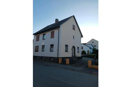 1- 2- Familienhaus in Duderstadt OT Brochthausen zu vermieten